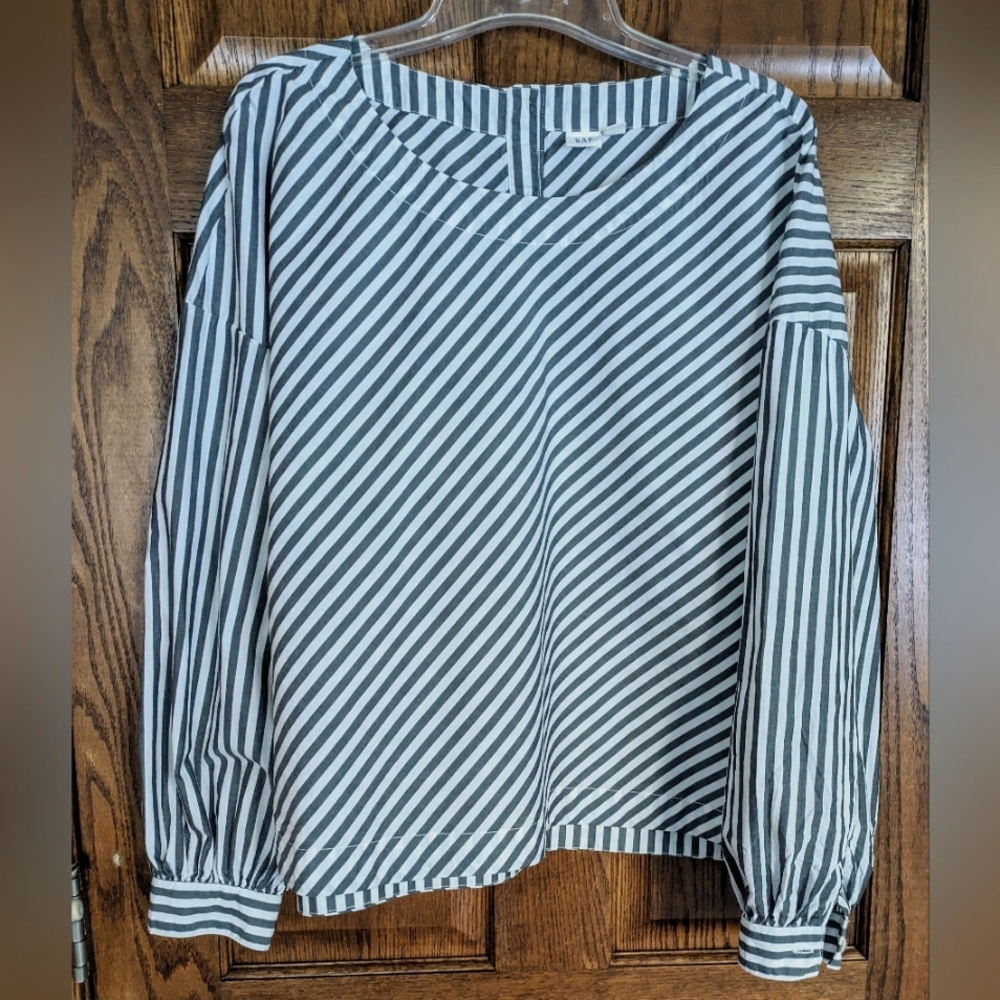 Gap Gray & White Stripe Button Back Long Sleeve Blouse - Size M